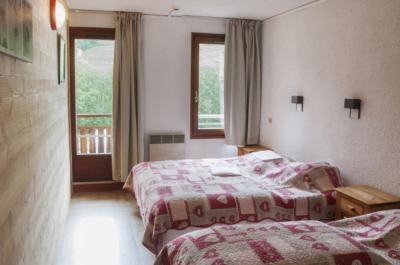 Chambre dans le centre d'hébergement