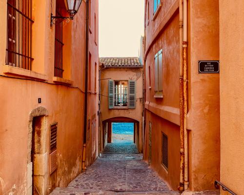 Ruelle en Provence
